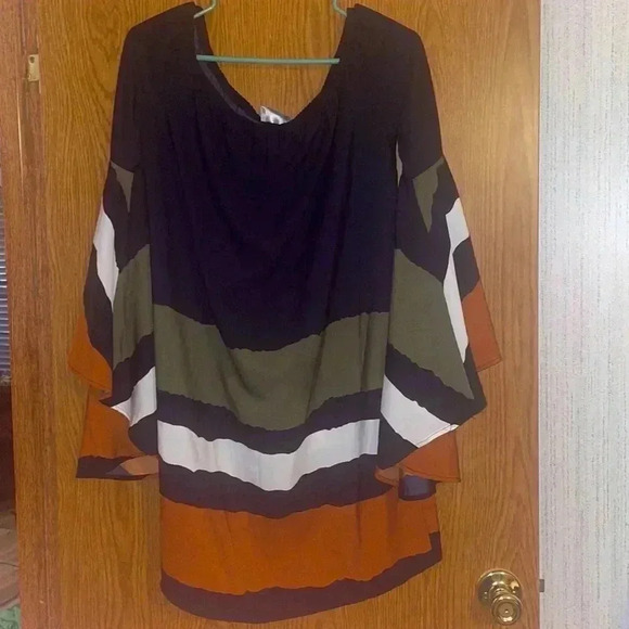 Black Bead Dress - Picture 1 of 3